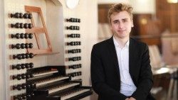 Paul Fey ist deutscher Organist aus Leipzig