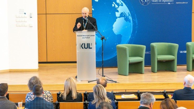 Wizyta bp. Antonio Staglian&ograve; w Polsce