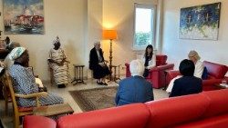 Hoàng hậu Camilla gặp gỡ các nữ tu thuộc Liên hiệp Quốc tế các Bề trên Tổng quyền (UISG) ngày 23.10.2025