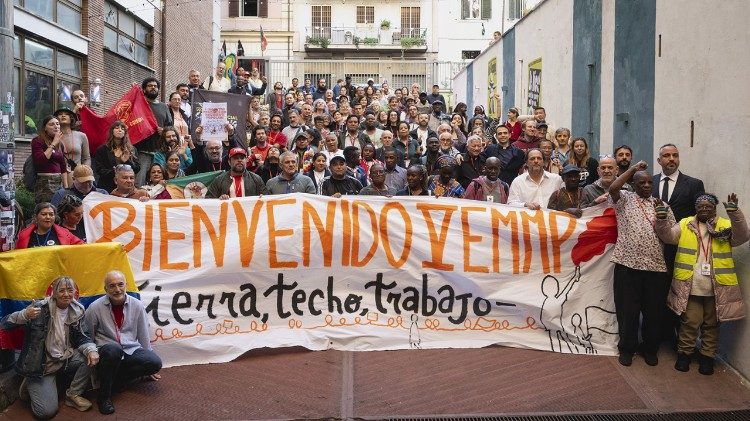 Participantes del V Encuentro Mundial de los Movimientos Populares en Roma 