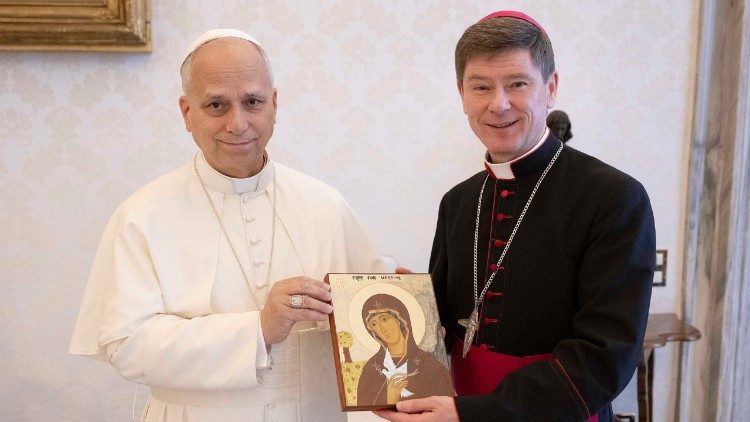 Monsignor Vitalii Kryvytskyi con Papa Leone