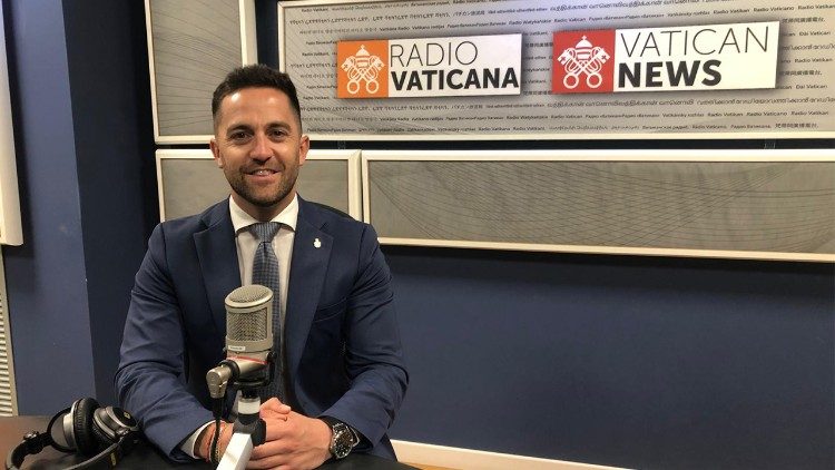 Francisco Javir Anet, alcalde de Arriate, en los estudios de Vatican News