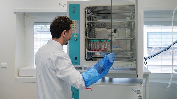 Szpitak Bambino Gesù świętuje swój jubileusz. To nowoczesna placówka lecząca dzieci nie tylko z Włoch