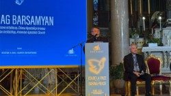 Գերշ․ Խաժակ Արքեպիսկոպոս Պարսամեան