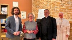 Regina Lynch, President of ACN International, with collaborators