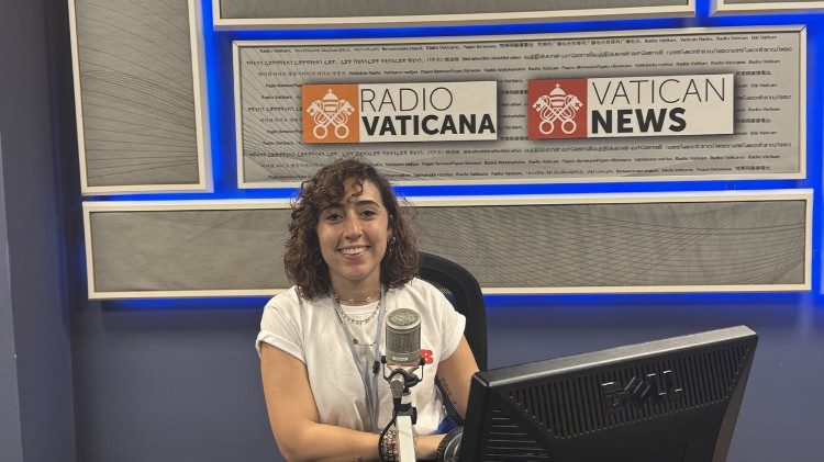  الشابة ترايسي الشلفون احد اعضاء الهيئة الاستشارية الدولية للشباب التابعة للكرسي الرسولي (IYAB)