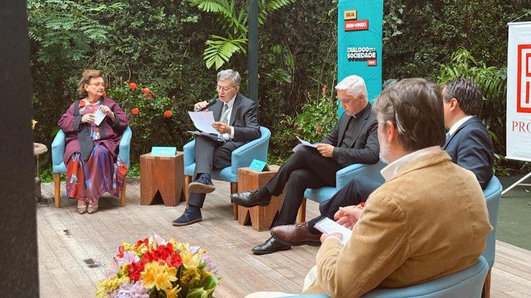 L'intervento di Paolo Ruffini al Seminario di Comunicazione dell’Arcidiocesi di Rio del Janeiro, dal 28 al 31 ottobre