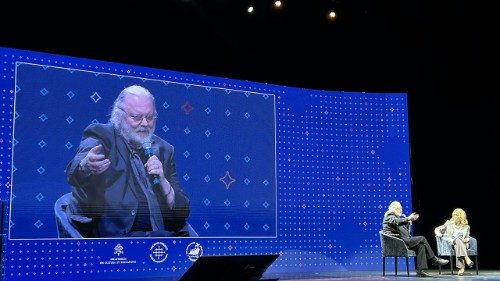 Jon Fosse vid utbildningsvärldens jubelårsfirande: ”Att skriva är en gåva”