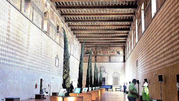 L'installazione nelle Corsie Sistine 