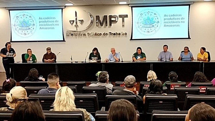 Seminário dos Catadores e Catadoras de Materiais Recicláveis