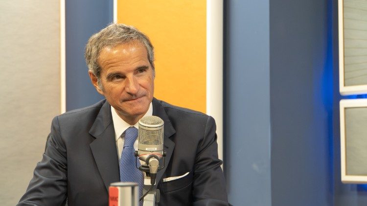 Rafael Grossi, directeur général de l'AIEA, au micro de Radio Vatican.