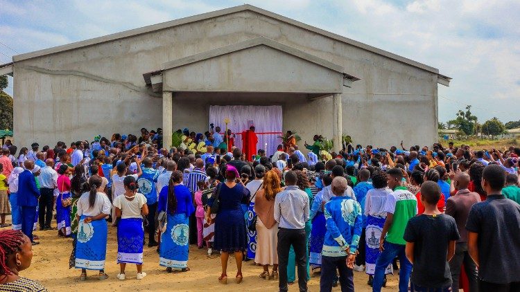 Inauguração do novo local de culto da Paróquia São Pedro Claver