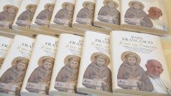 "Mi San Francisco", libro póstumo del Papa Francisco, presentado el 10 de septiembre de 2025 en Asís.
