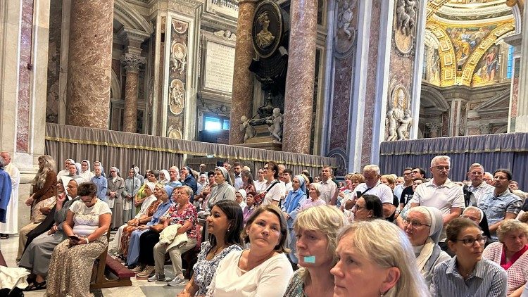 Uczestnicy czwartkowej Mszy św.