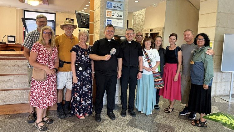 Peší pútnici zo Spiša s vedúcim redakcie o. Martinom Jarábekom