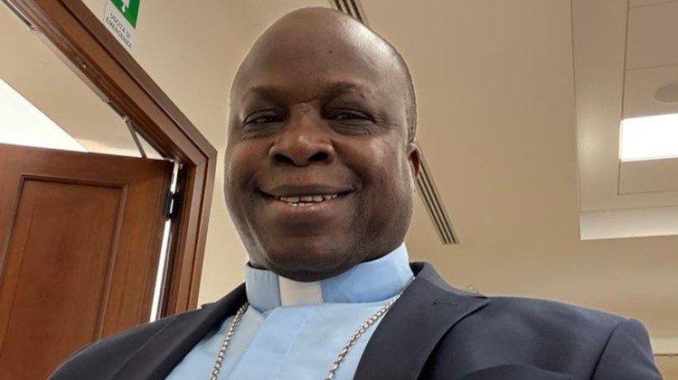 Mgr Jean Baptiste Manga, évêque de Ziguinchor au Sénégal
