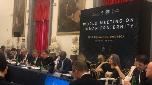 Encuentro Mundial sobre Fraternidad: desarmar las palabras para la paz