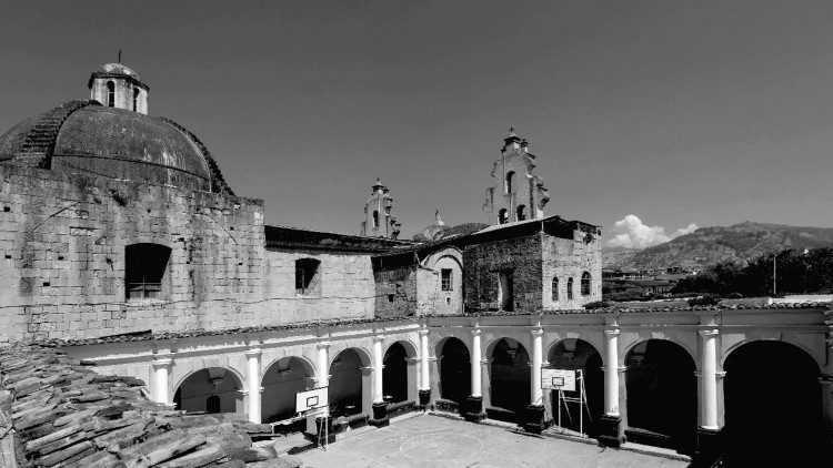 2025.09.13 PERU - CAJAMARCA - MUESTRA FOTOGRAFICA - JOSE LUIS CHAVEZ