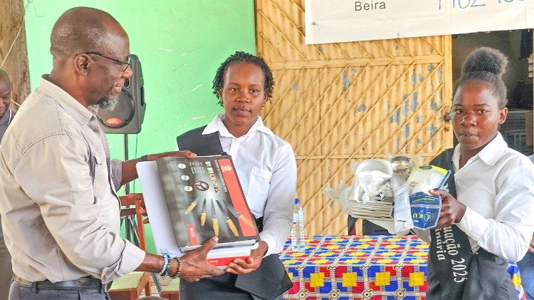 Kits de trabalho para jovens