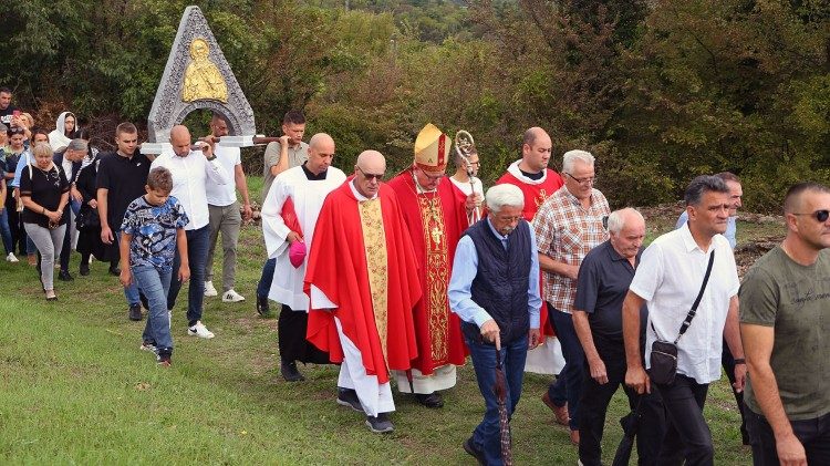 Proslava Gospe Velikoga Hrvatskog Krsnog zavjeta u Kninu u Biskupiji kod Knina
