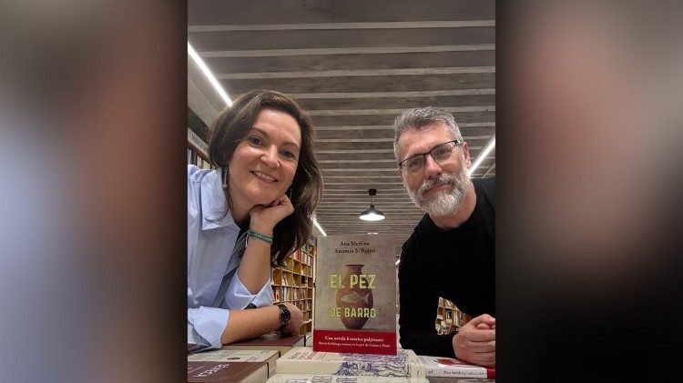 Ana Medina y Antonio Reina autores de “El Pez de Barro” 