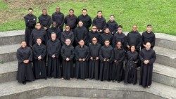 Los jóvenes religiosos pertenecientes a las cuatro provincias de la Orden que participan en «Peregrinos del deseo»