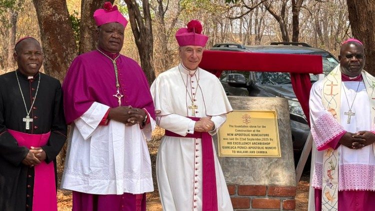 Cérémonie de pose de la première pierre de la nonciature apostolique au Malawi 