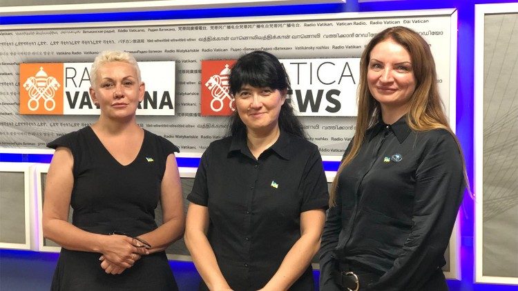 De izquierda a derecha María, Lilia, Olena