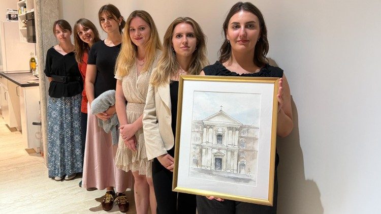 Dziesięcioro student&oacute;w w odnowionych pomieszczeniach znajdzie miejsce odpoczynku i rozwoju