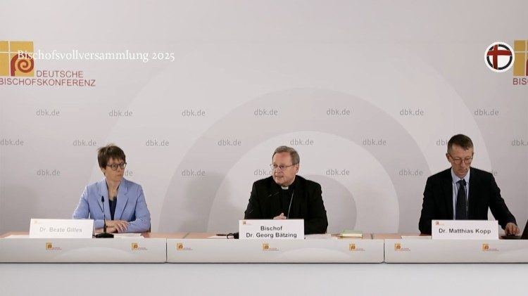 Abschlusspressekonferenz in Fulda mit dem Vorsitzenden der Deutschen Bischofskonferenz, Bischof Georg Bätzing, und der Generalsekretärin Beate Gilles sowie Pressesprecher Matthias Kopp