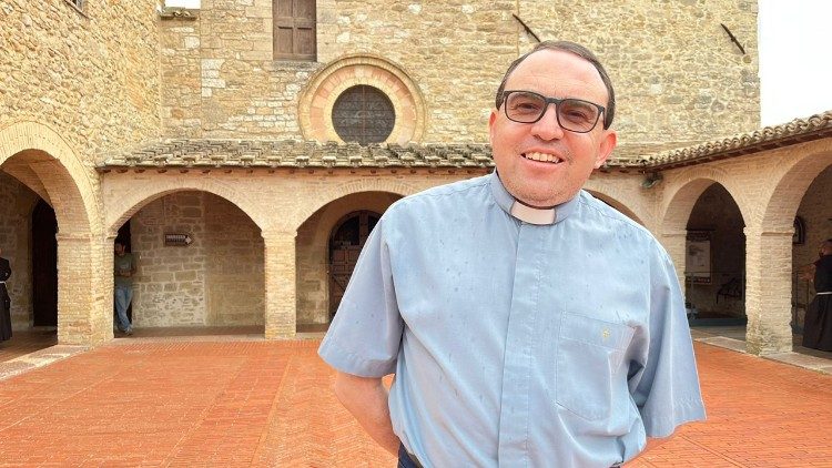 O Pe. Marcos Roberto Fogaça Medeiros da diocese de Joaçaba/SC