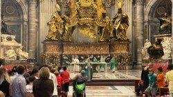 Abp Fisichella na Mszy jubileuszowej dla Papieskiej Szkoły Piusa IX