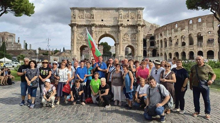 Поклонниците от Никополската епархии в Рим