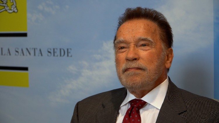 Arnold Schwarzenegger im Gespräch mit Radio Vatikan