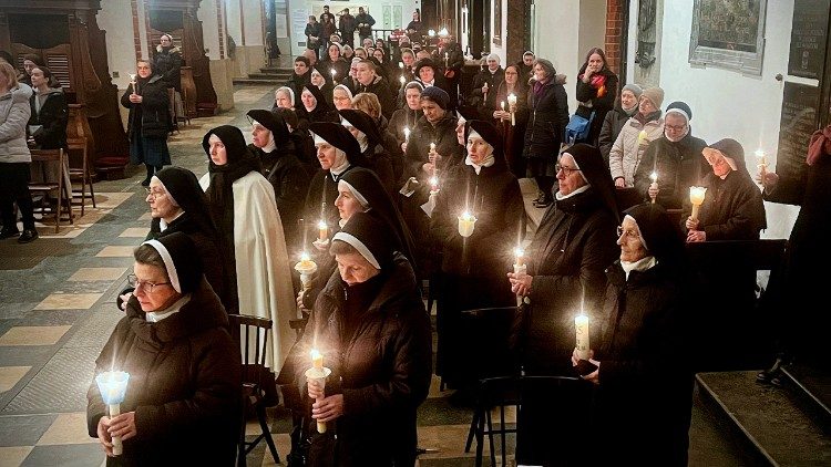 Konsekrētās personas