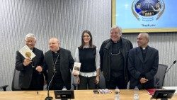 Në foto: paraqitja e edicionit VI të çmimit "Françesku i Asizit dhe Karl Akutis për ekonominë e vëllazërimit"