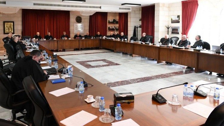 الاجتماع الشهري للمطارنة الموارنة