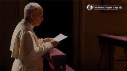 Guarda il video "Prega con il Papa" di febbraio. 