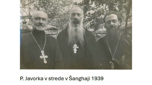 Vendel&iacute;n Javorka SJ (10 a 11): Šanghaji, Druh&aacute; svetov&aacute; vojna a R&iacute;m 