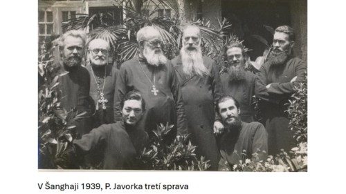Vendel&iacute;n Javorka SJ (8 a 9) – Rektor Russica a Charbin 