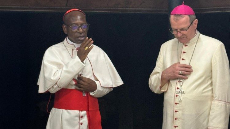 Kard. Ignace Bessi Dogbo, arcybiskup Abidżanu podczas spotkania z abp. Wojdą 