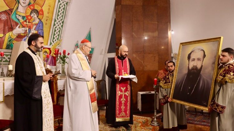 2026.02.07 Il Cardinal Erdo visita la comunità armena cattolica di Budapest 