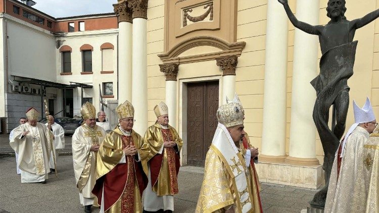 Литургията в Пловдив