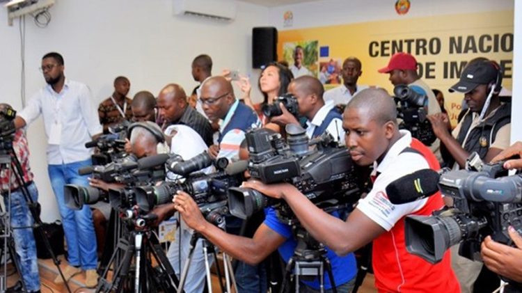 Jornalistas em Mo&ccedil;ambique