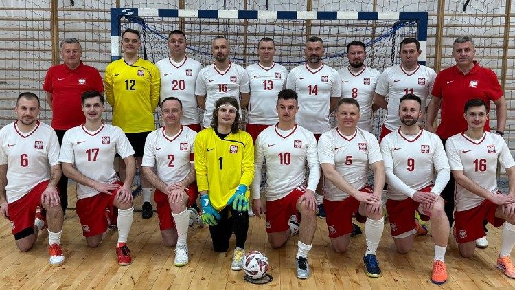 2026.02.11 squadra Polonia