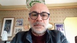 Enrico Platania in uno dei suoi ritorni a casa