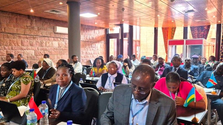 Mkutano wa SECAM na UA