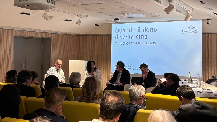 The panel of speakers at the Bambino Ges&ugrave; hospital