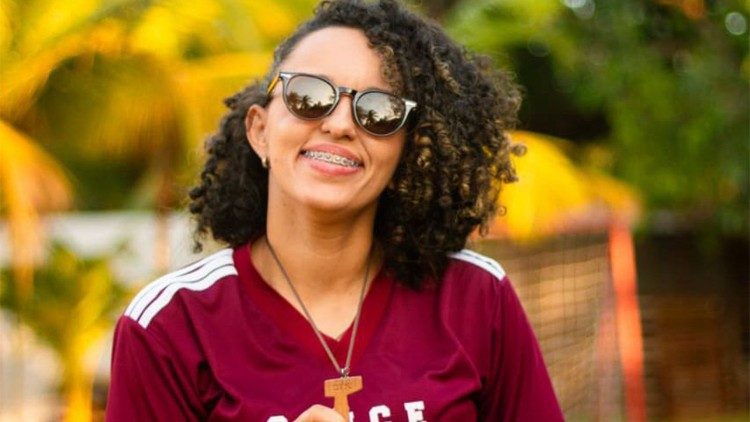 Rayane Andr&eacute; mission&aacute;ria da Comunidade Cat&oacute;lica Shalom. (Foto: arquivo pessoal).