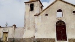 Cabo Verde - Antiga Igreja paroquial está a ser construída de raiz, na ilha Brava - Paróquia Nossa Senhora do Monte